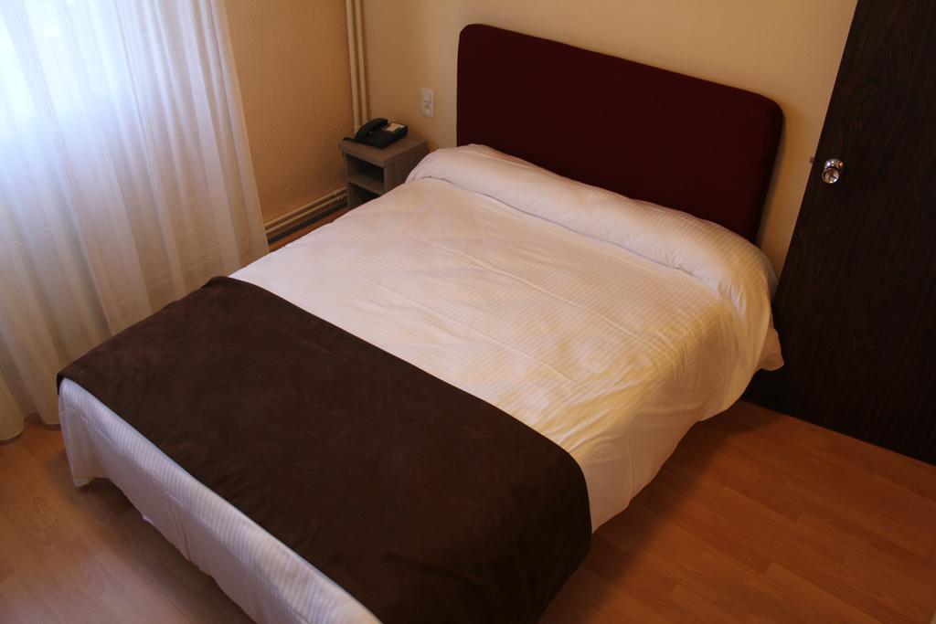 Hotel Saint-Hubert Kültér fotó