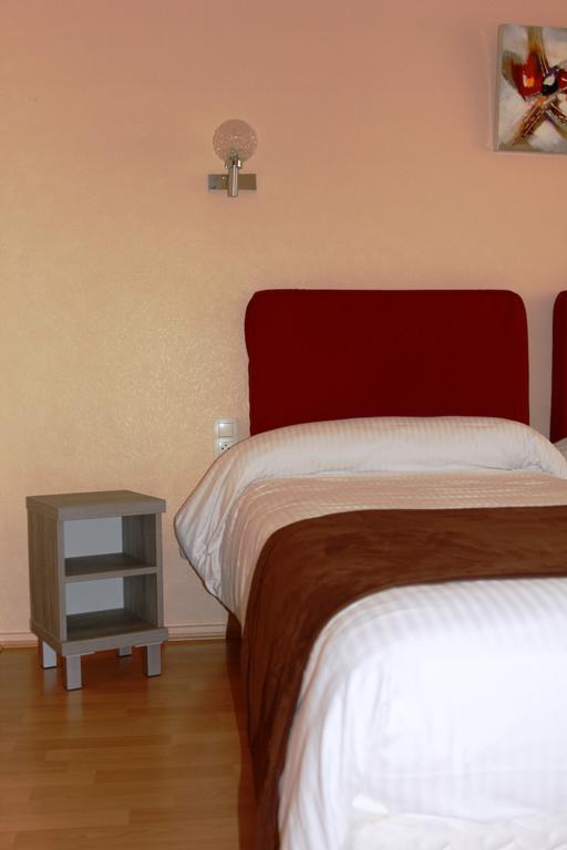 Hotel Saint-Hubert Kültér fotó