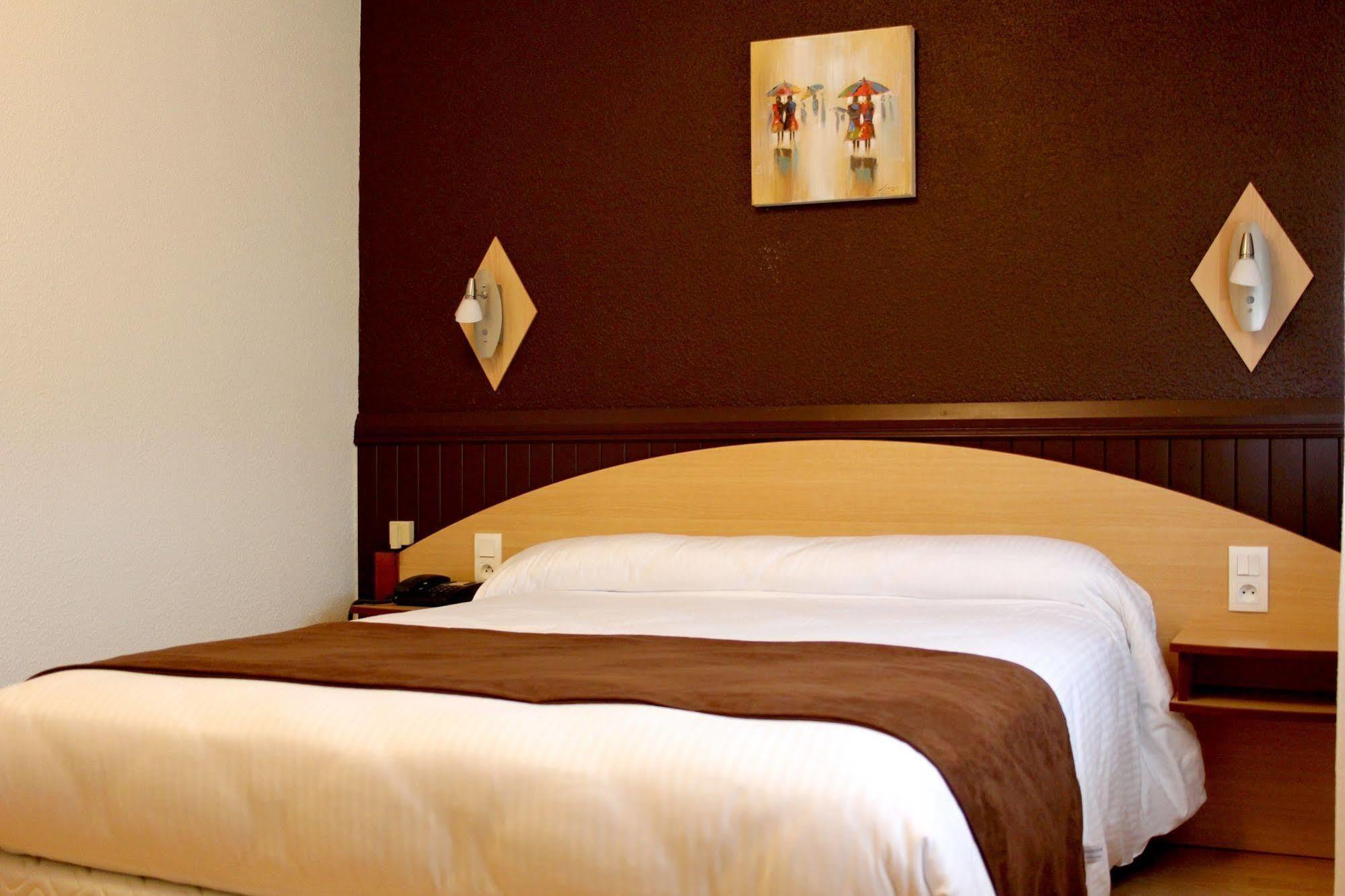 Hotel Saint-Hubert Kültér fotó