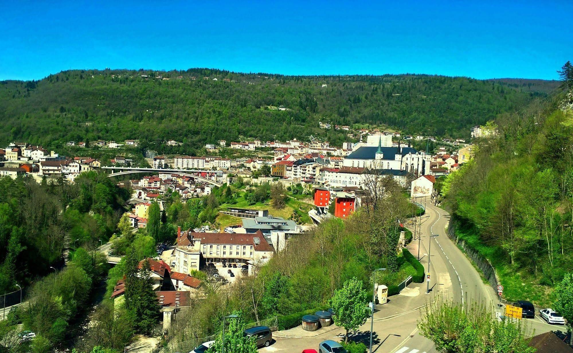 Hotel Saint-Hubert Kültér fotó