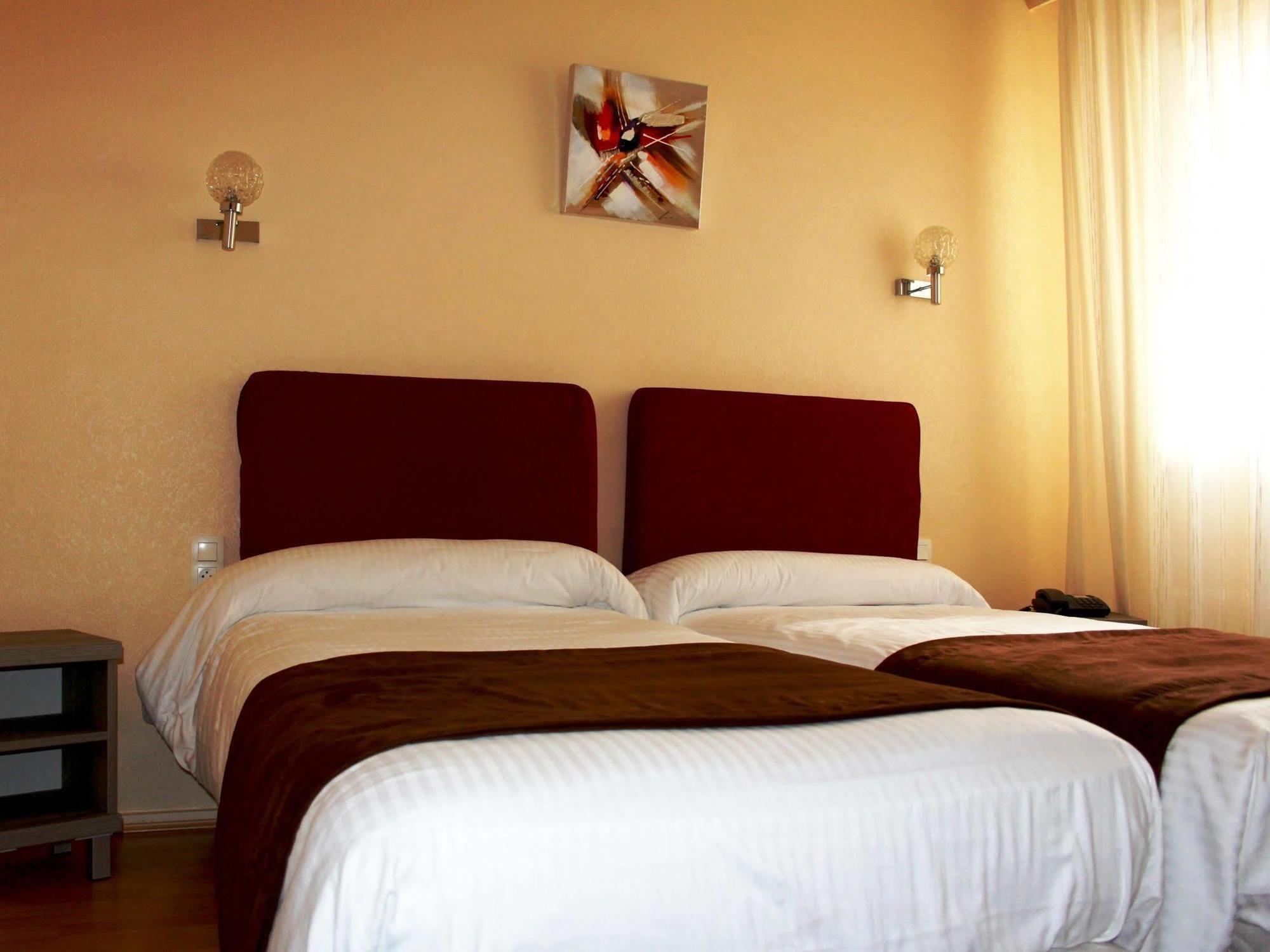 Hotel Saint-Hubert Kültér fotó