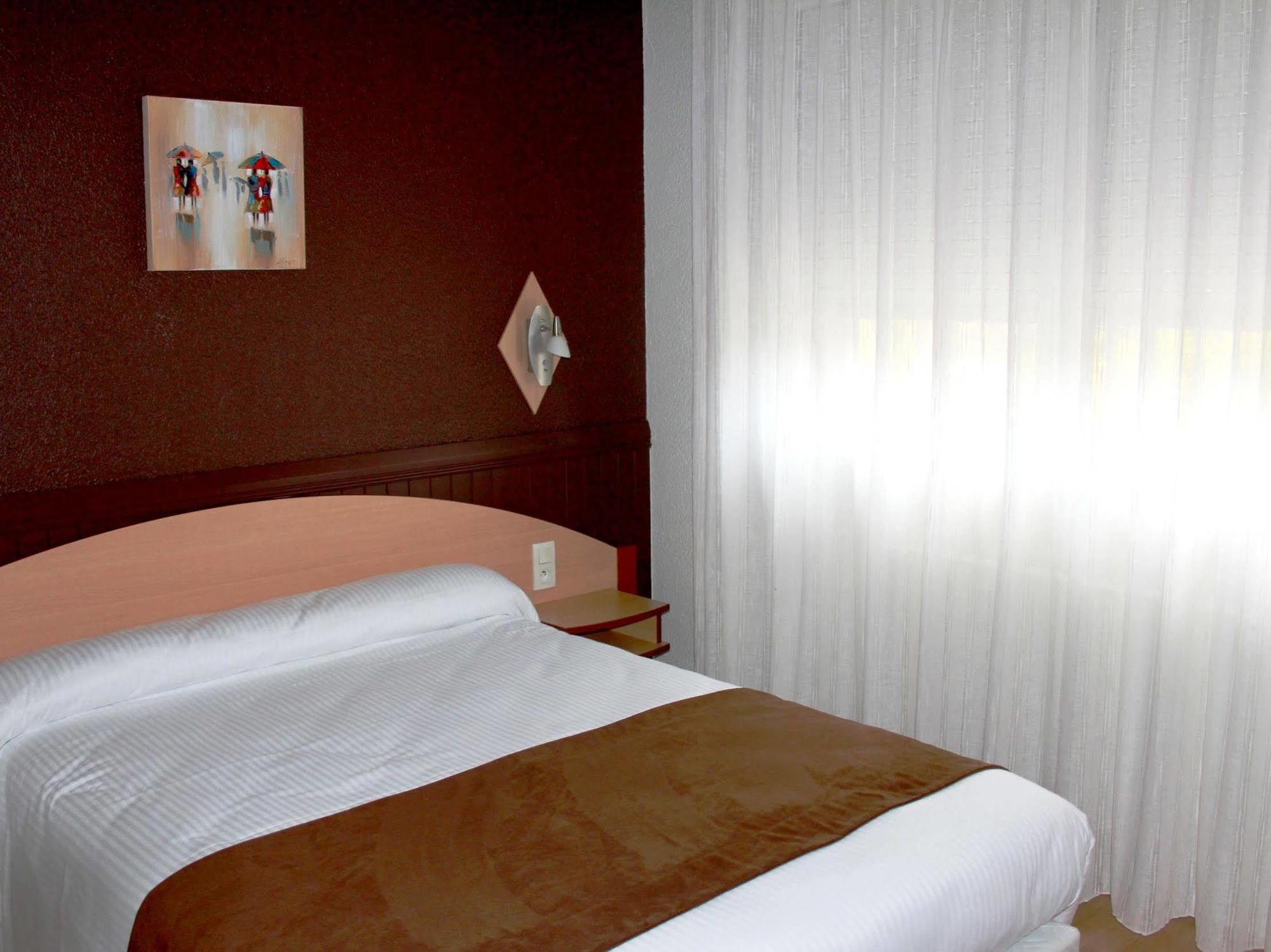 Hotel Saint-Hubert Kültér fotó